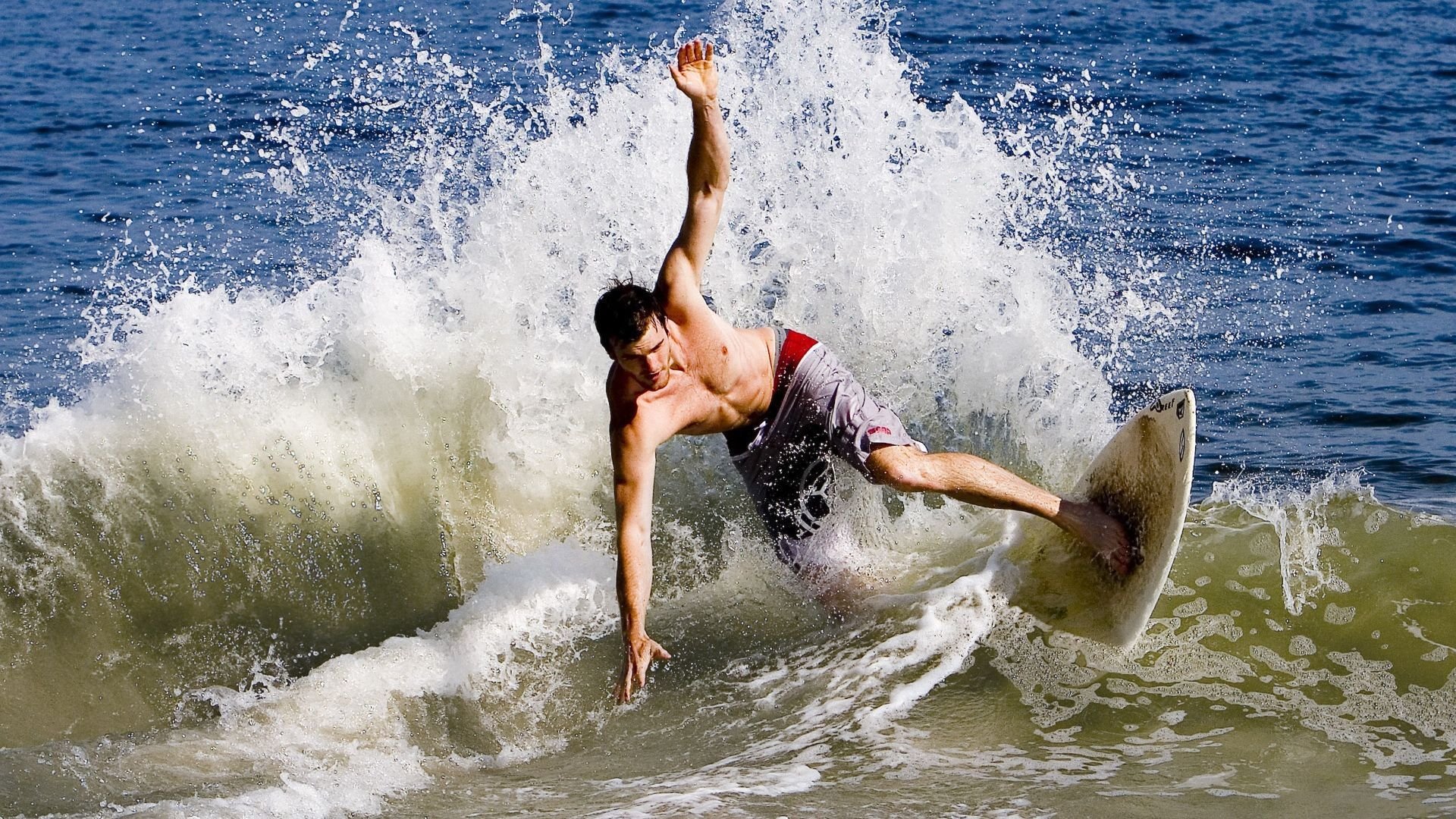 伯科夫决赛发挥稳定赢得认可，博布科夫