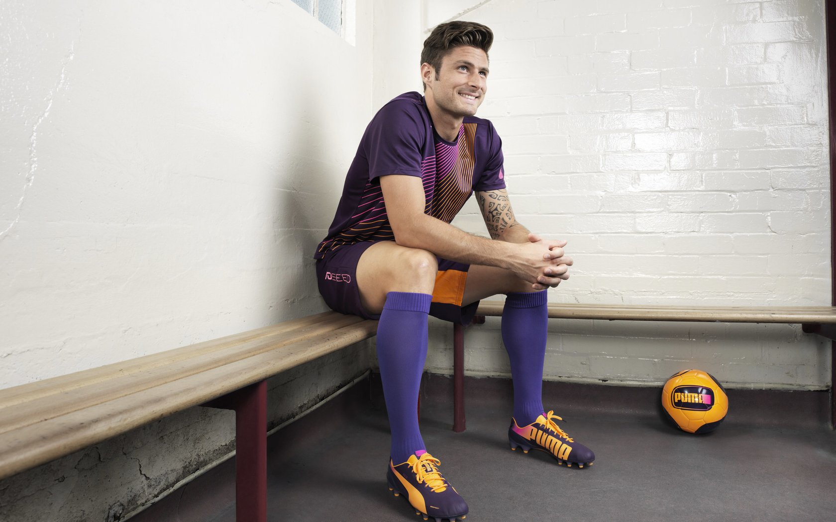 维尔·冯·威克：为南非队攻防转换提供强大支持，推动球队进攻，维尔纳冯西门子简介